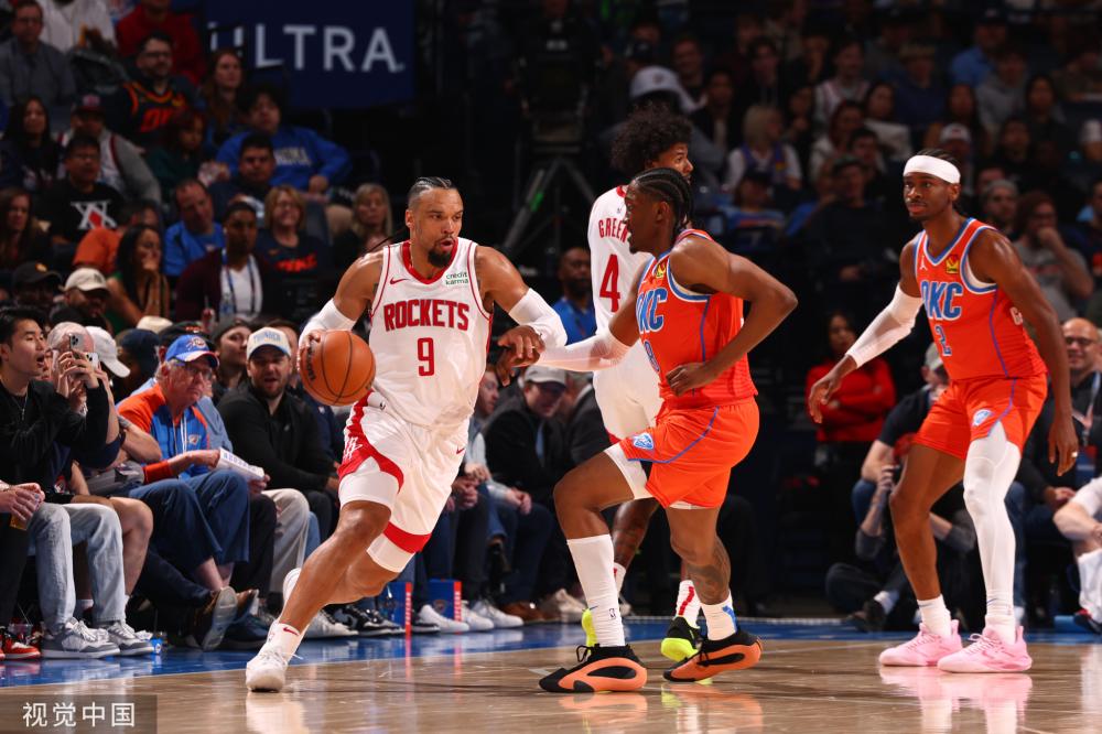 这张照片的 这张照片的