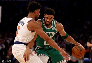 球场上的青 球场上的青