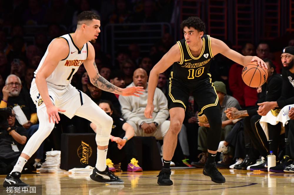 在英超等激 在英超等激