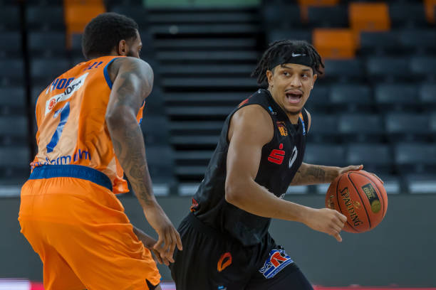 更是吸引了 更是吸引了